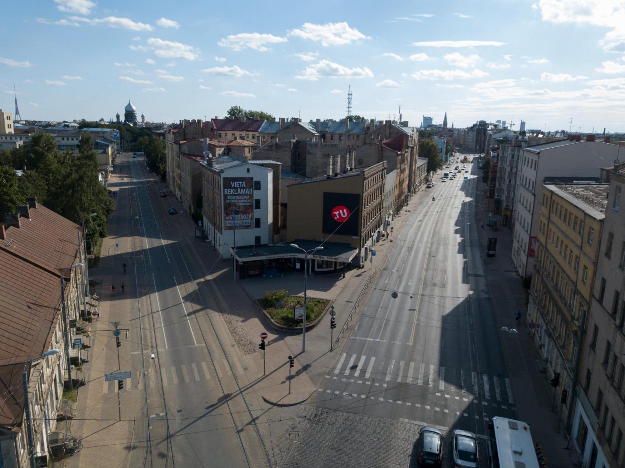 Aparthotel Riga Ngoại thất bức ảnh Aerial view of the street